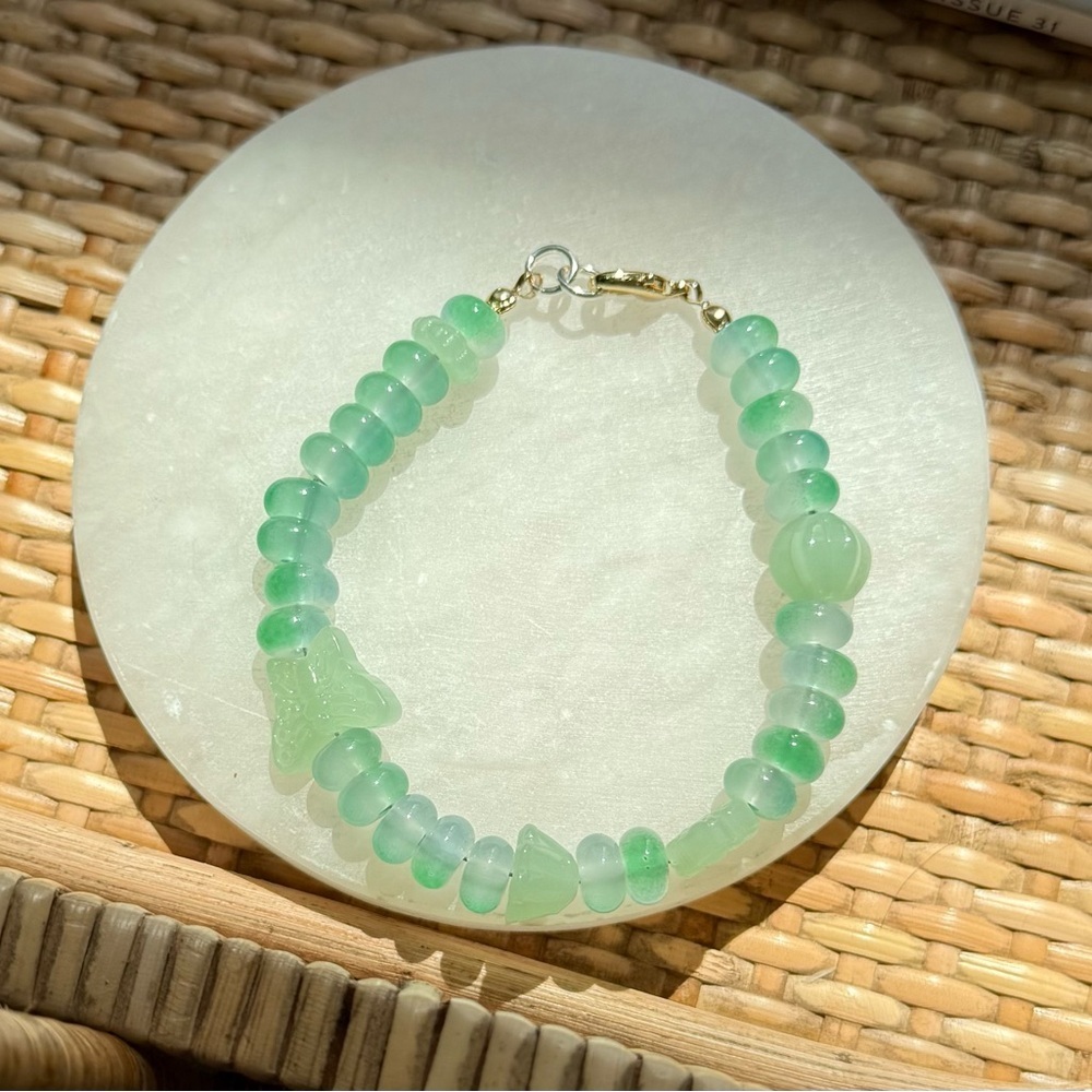 Butterfly Green Glass Beaded Bracelet